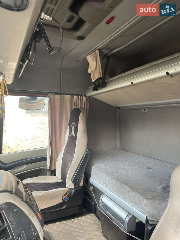 Тягач DAF XF 105 2008 в Львове