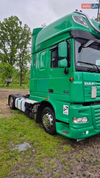 Тягач DAF XF 105 2009 в Львове