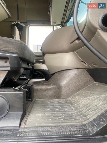 Тягач DAF XF 105 2011 в Киеве