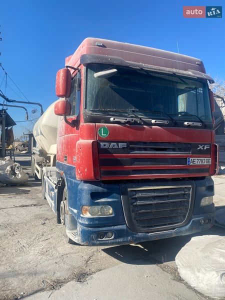 Тягач DAF XF 105 2009 в Днепре