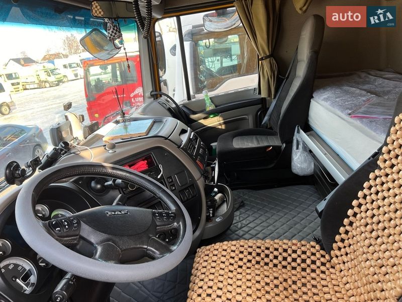Тягач DAF XF 105 2011 в Львове