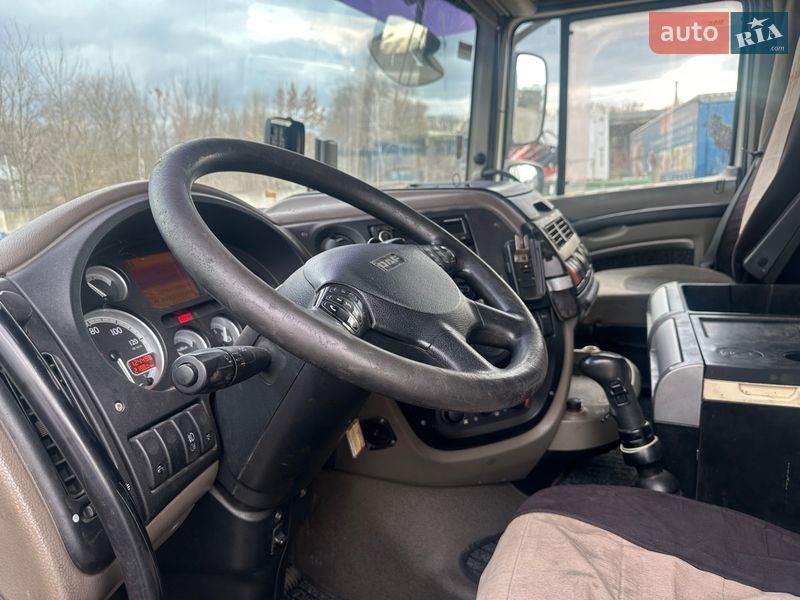 Тягач DAF XF 105 2007 в Березане