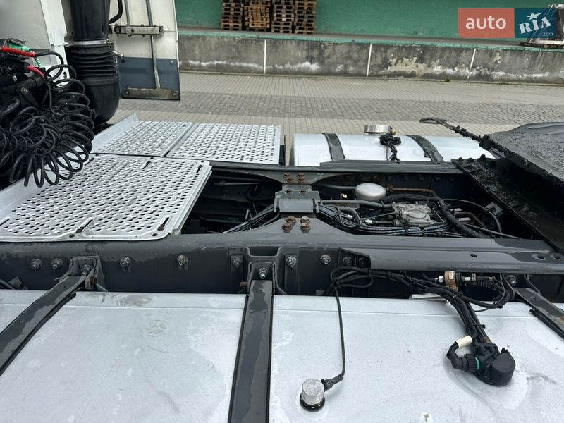Тягач DAF XF 105 2013 в Хусте