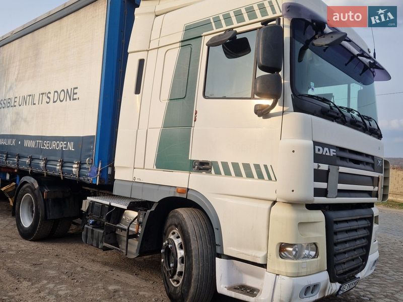 Тягач DAF XF 105 2011 в Рівному