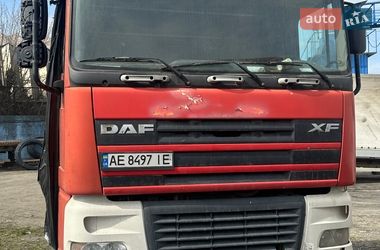 Тягач DAF XF 105 2010 в Днепре