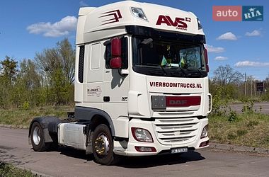 Тягач DAF XF 105 2015 в Ровно