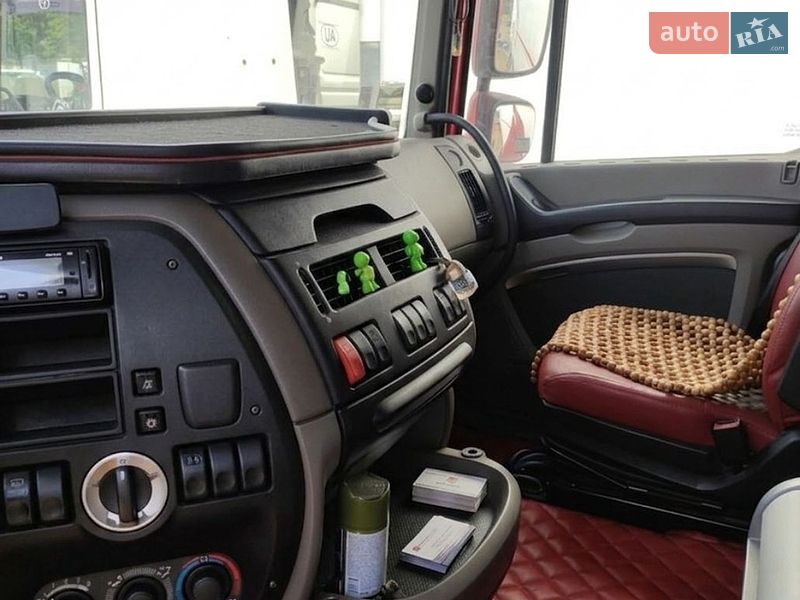 Тягач DAF XF 105 2011 в Львове