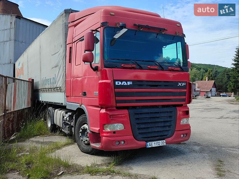 Тягач DAF XF 105 2008 в Ужгороде