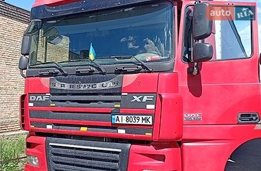 Тягач DAF XF 105 2009 в Киеве