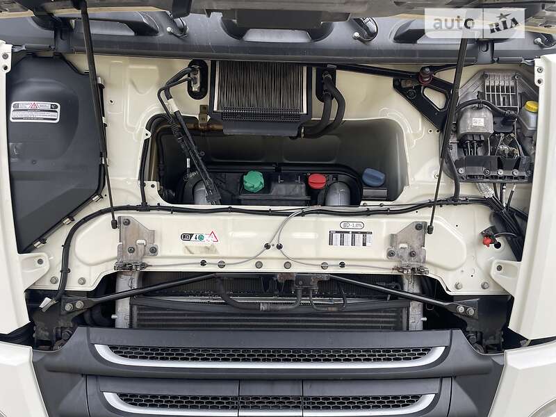 Тягач DAF XF 106 2015 в Чернівцях