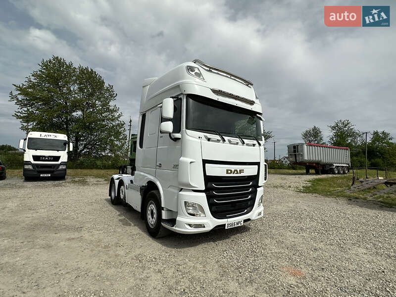 Тягач DAF XF 106 2015 в Бучачі