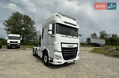 Тягач DAF XF 106 2015 в Бучачі