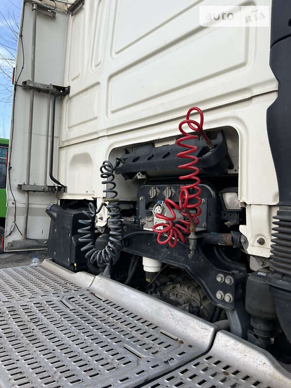 Тягач DAF XF 106 2014 в Ровно