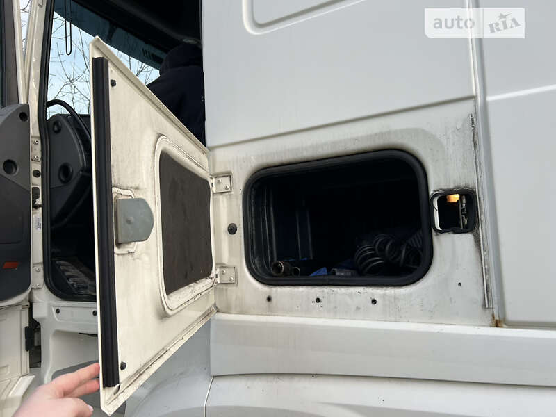 Тягач DAF XF 106 2014 в Ровно