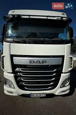Тягач DAF XF 106 2015 в 