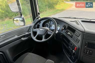 Тягач DAF XF 106 2017 в 