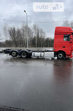 Вантажопасажирський фургон DAF XF 106 2014 в Сумах