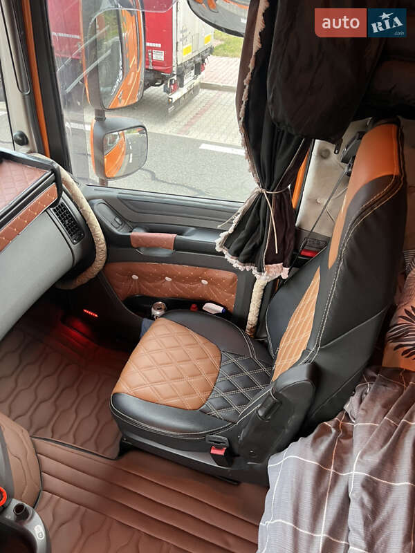Тягач DAF XF 106 2013 в Тячеве
