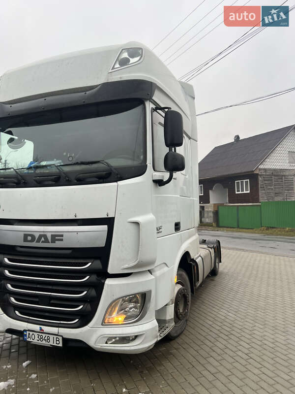 Вантажний фургон DAF XF 106 2014 в Тячеві