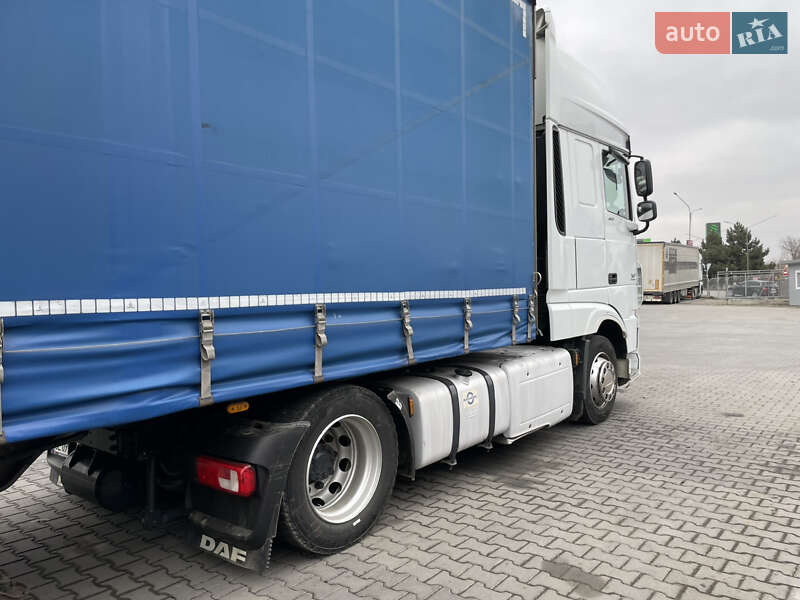 Тягач DAF XF 106 2015 в Черновцах