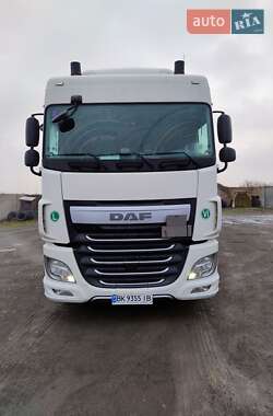 Тягач DAF XF 106 2014 в Рівному