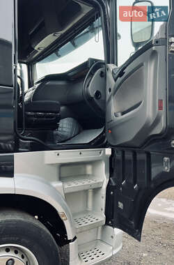 Тягач DAF XF 106 2014 в 