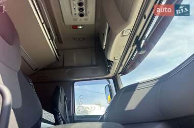 Тягач DAF XF 106 2017 в 