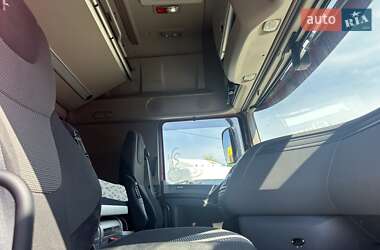 Тягач DAF XF 106 2017 в 