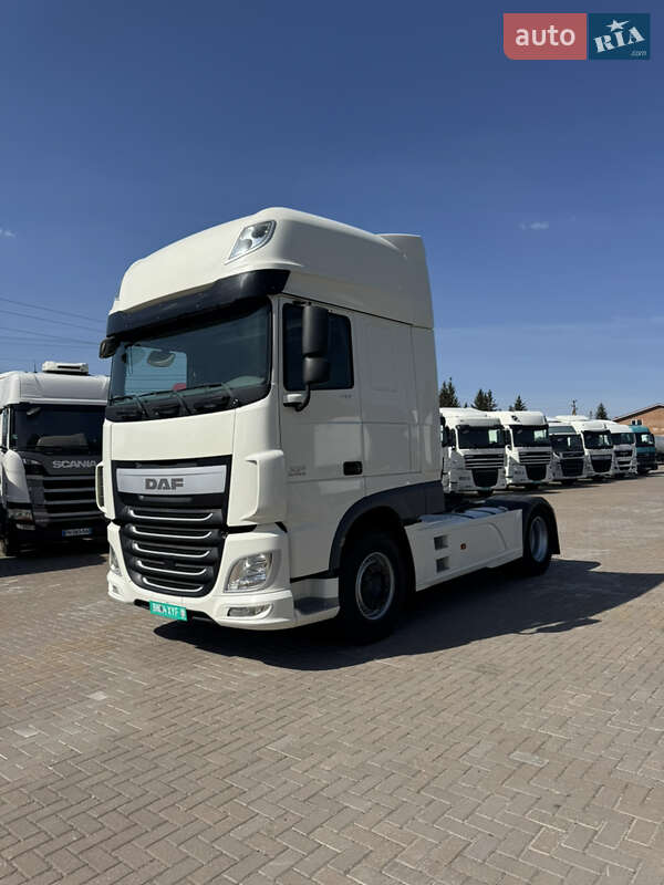 Тягач DAF XF 106 2015 в Виннице