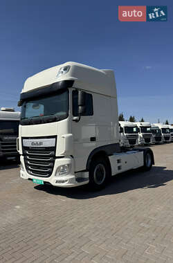 Тягач DAF XF 106 2015 в 