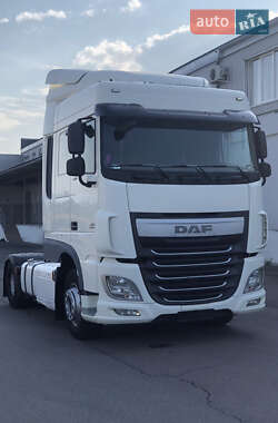 Тягач DAF XF 106 2015 в 