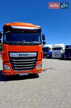 Тягач DAF XF 106 2020 в 