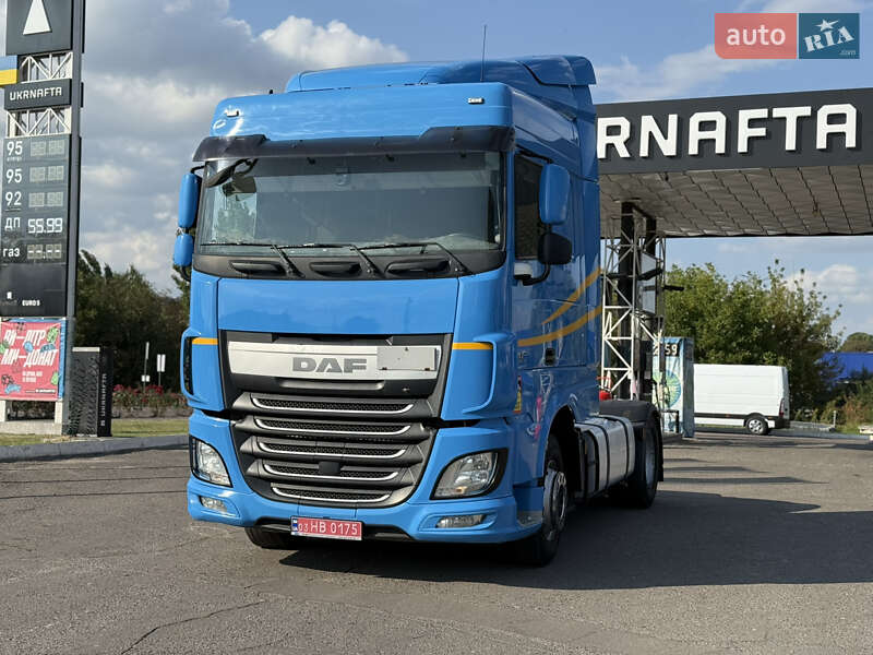 Тягач DAF XF 106 2015 в Дубно