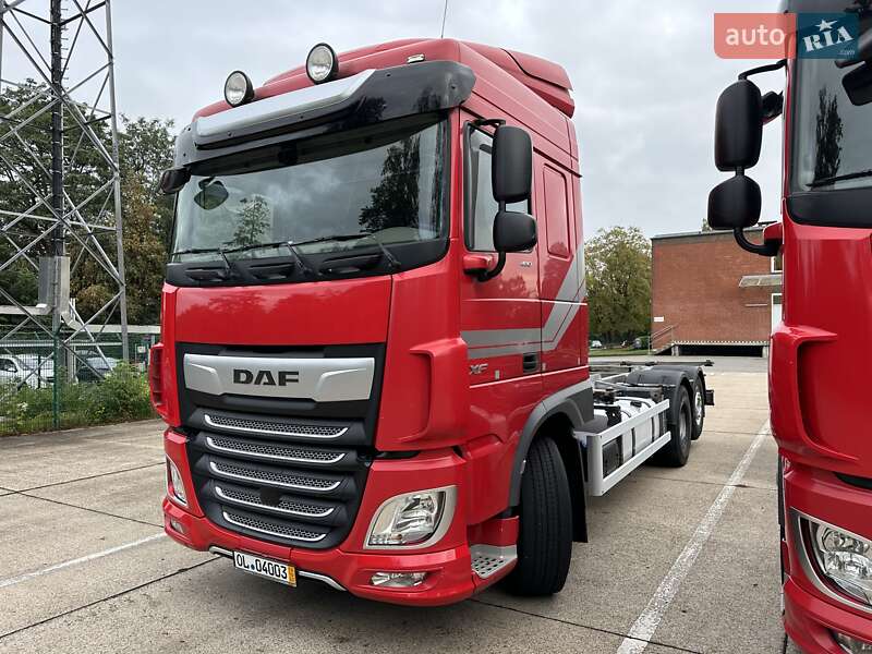 Контейнеровоз DAF XF 106 2021 в Залещиках
