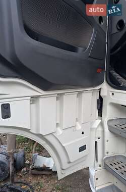 Тягач DAF XF 106 2014 в  фото 6 Тягач DAF XF 106 2014 в