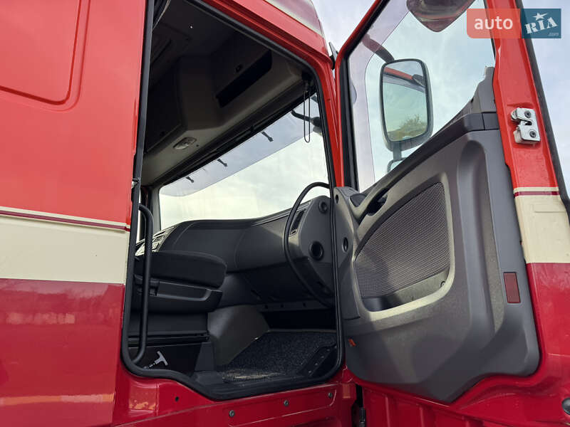 Тягач DAF XF 106 2014 в Ірпені