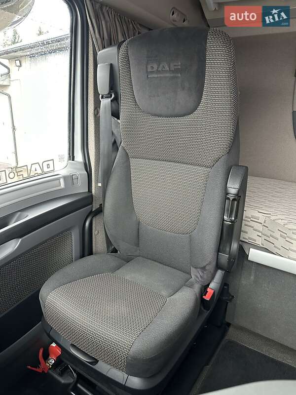 Тягач DAF XF 106 2016 в Гусятине фото 30 Тягач DAF XF 106 2016 в Гусятине