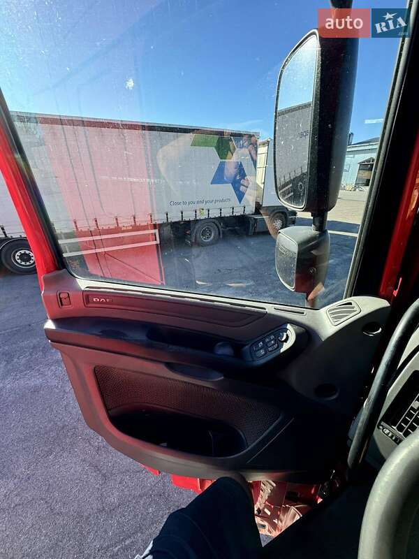 Тягач DAF XF 106 2015 в Виннице