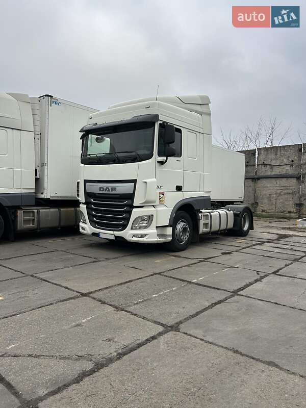 Тягач DAF XF 106 2017 в Києві фото 8 Тягач DAF XF 106 2017 в Києві