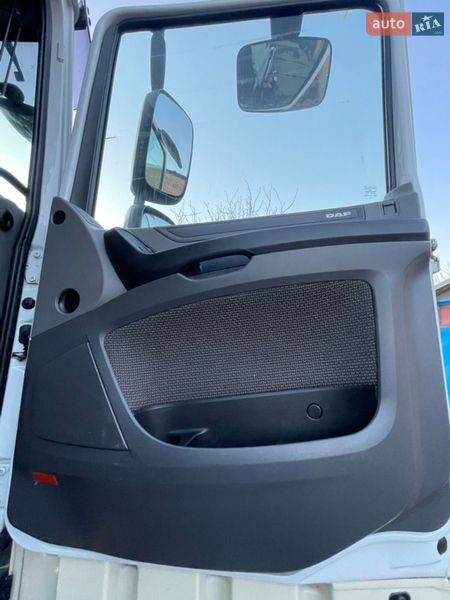 Тягач DAF XF 106 2014 в Ровно