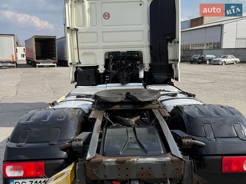 Тягач DAF XF 106 2015 в Шептицькому