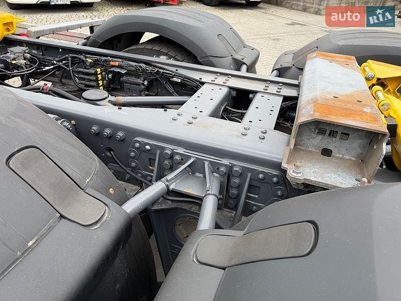 Контейнеровоз DAF XF 106 2021 в Залещиках