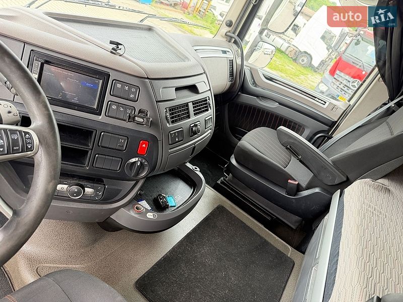 Тягач DAF XF 106 2017 в Староконстантинове