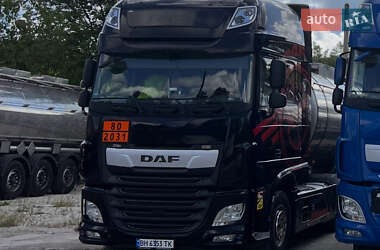 Тягач DAF XF 460 FT 2015 в 