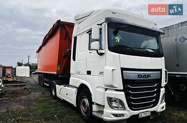Тягач DAF XF 460 FT 2015 в Пятихатках