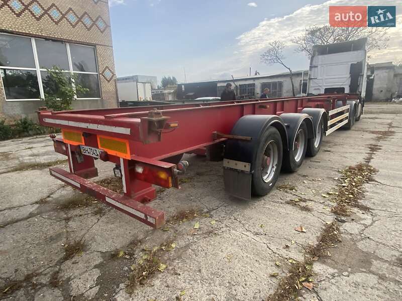 Контейнеровоз DAF XF 95.430 2004 в Одесі