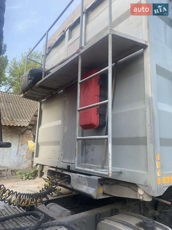 Тягач DAF XF 95.430 1998 в Арцизе