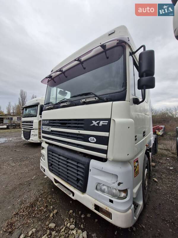 Тягач DAF XF 95.480 2006 в Одессе