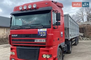 Зерновоз DAF XF 95.480 2004 в Городке
