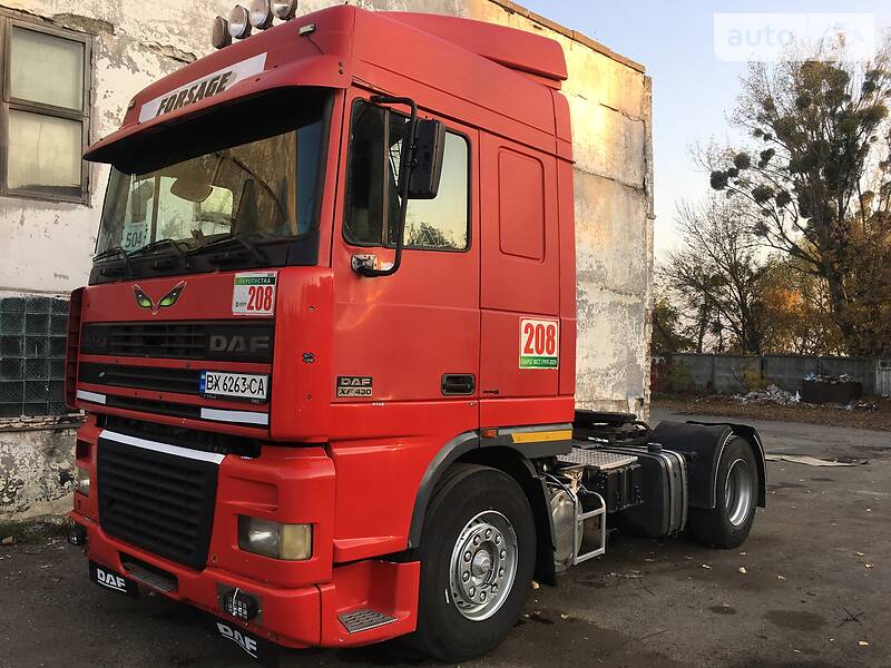 Тягач DAF XF 95 2002 в 